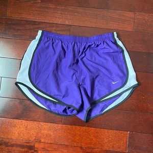 NWOT NIKE RUNNING SHORTS